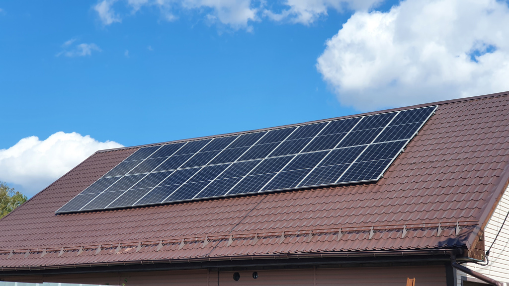 Сетевая солнечная энергосистема для частного дома 10,8 кВт