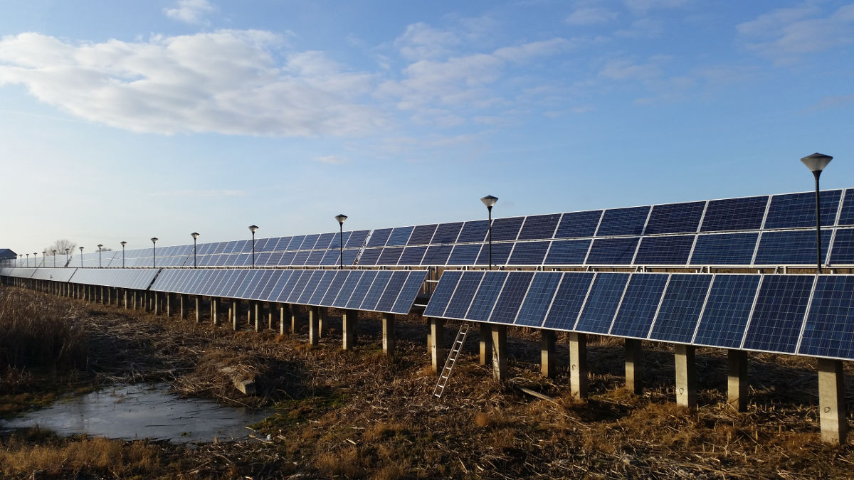 Сетевая солнечная электростанция мощностью 112,5 кВт*час